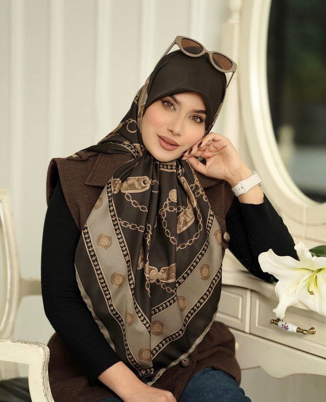 ابریشم توییل وارداتی حاشیه زنجیری