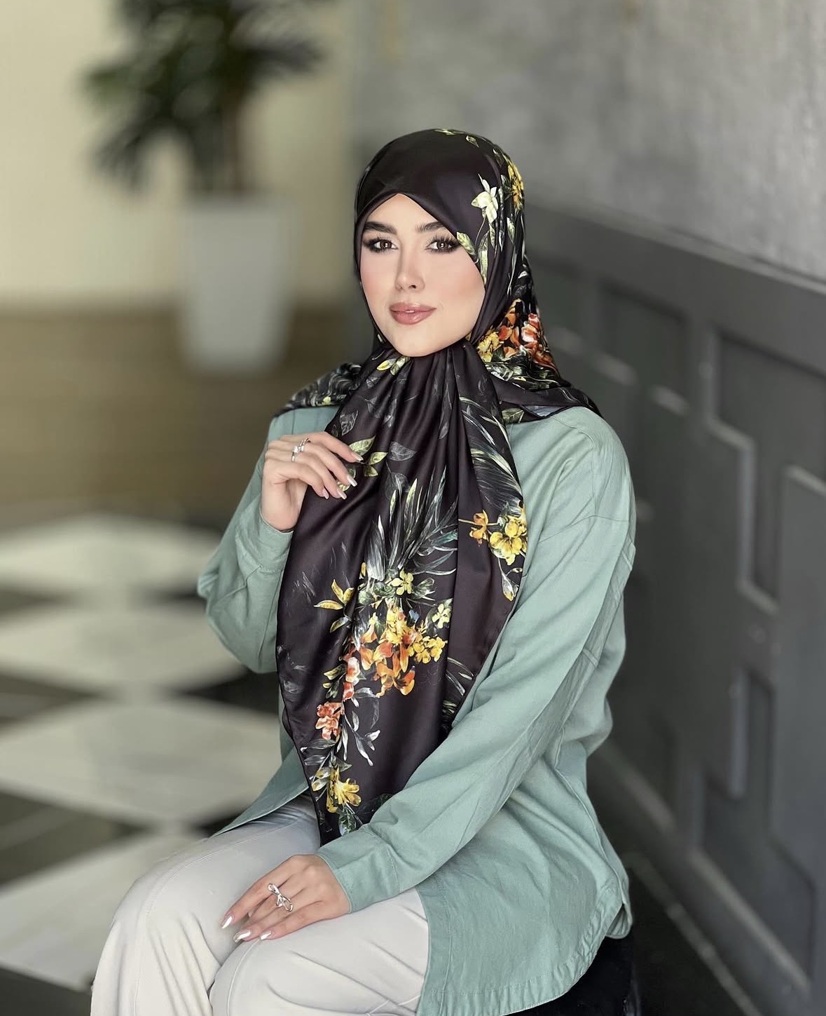 روسری ابریشم وارداتی طرح برگ