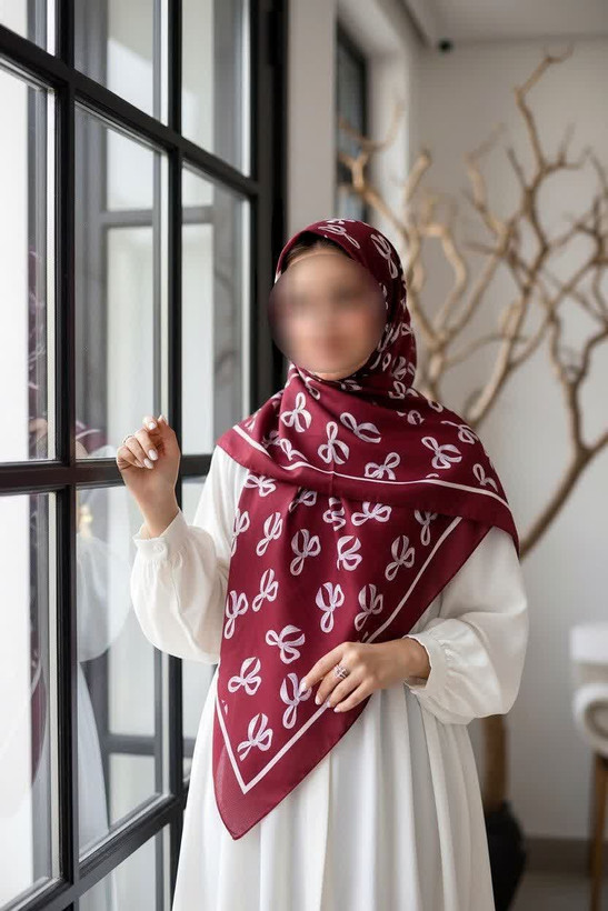 روسری زنانه نخی پاپیونی قواره ۱۴۰ خنک