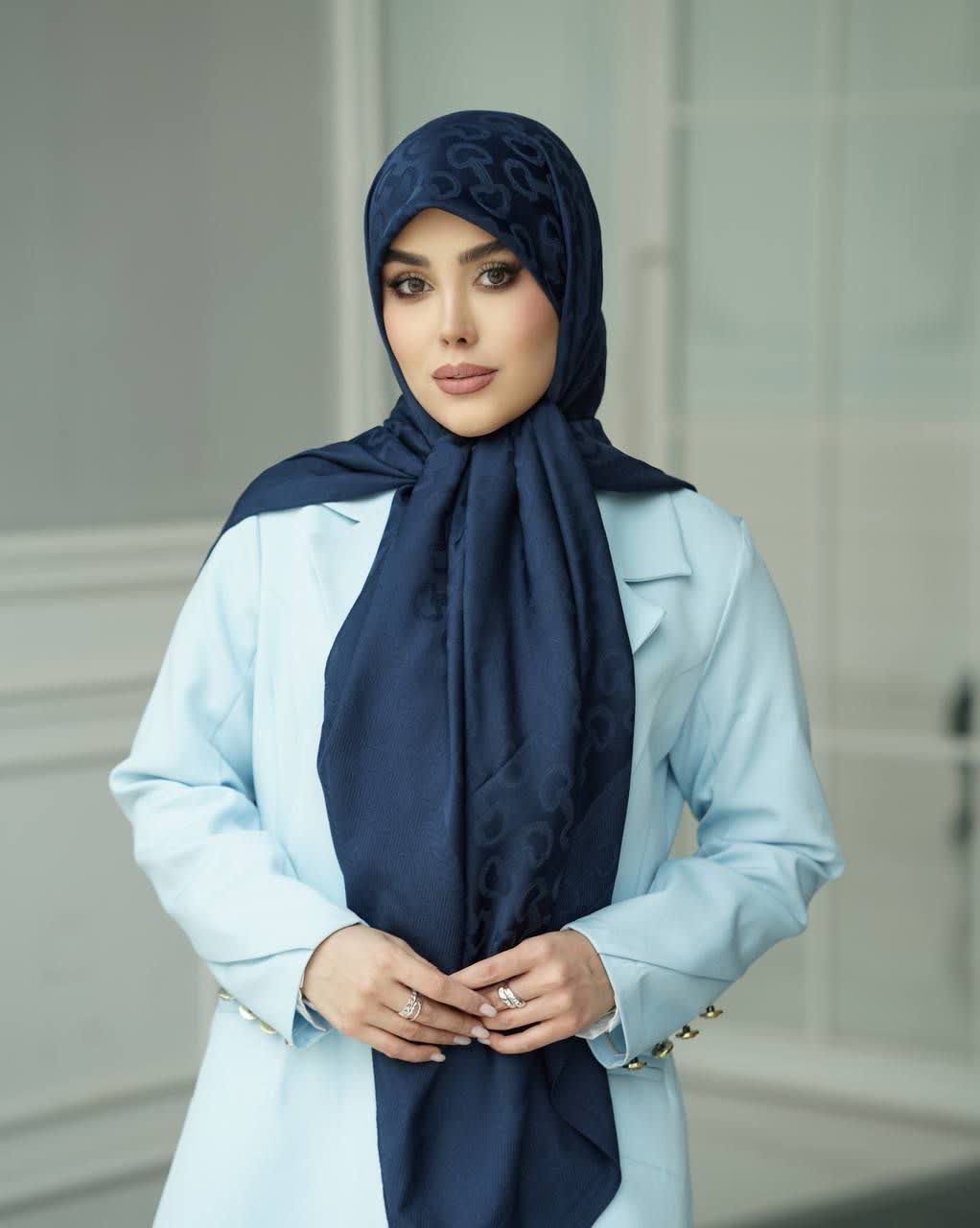 روسری ابریشم ژاکارد واردتی طرح گوچی قواره ۱۴۰