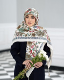 روسری نخی قواره بزرگ سیا اسکارف طرح گل- ایستایی عالی، نرم و سبک