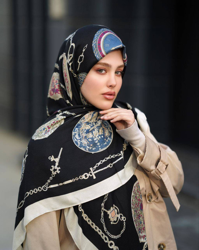 روسری نخی قواره بزرگ سیا اسکارف طرح دار- ایستایی عالی، نرم و سبک