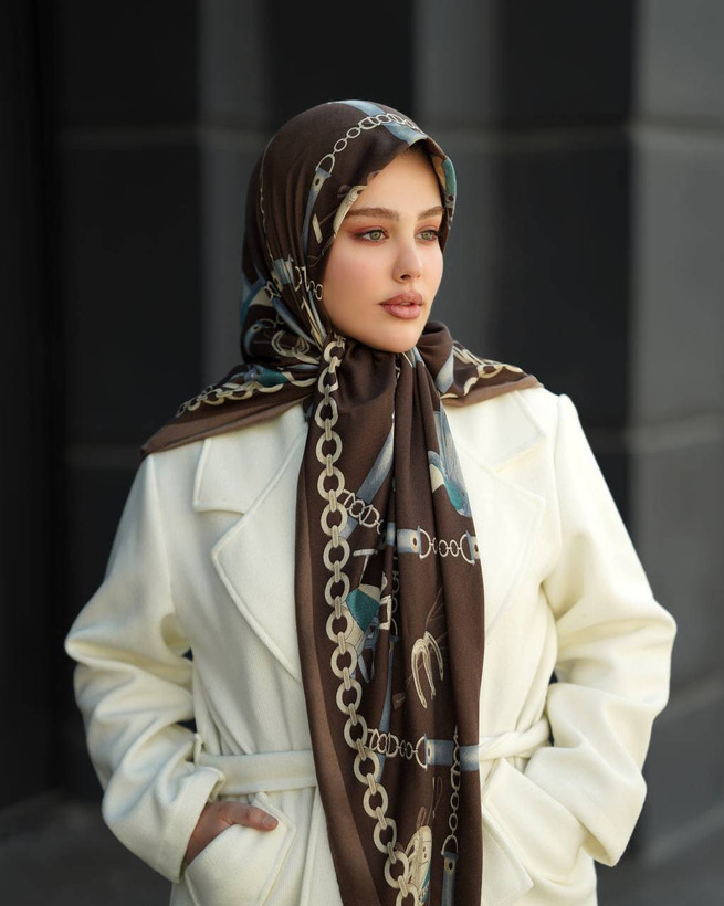 روسری سیااسکارف