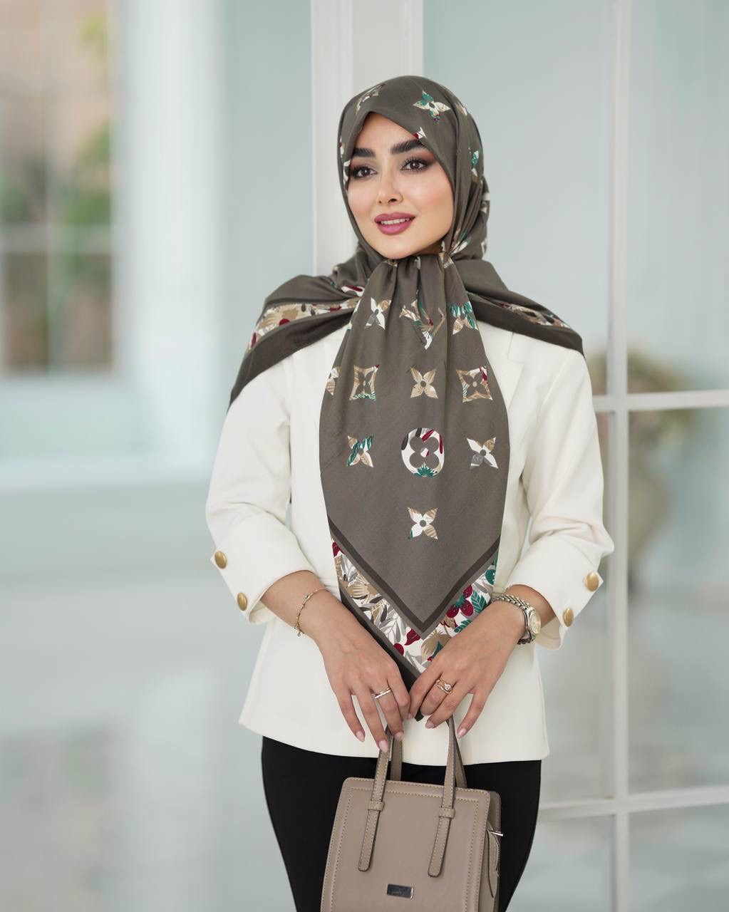 روسری ابریشم توییل طرح لویی ویتون قواره بزرگ